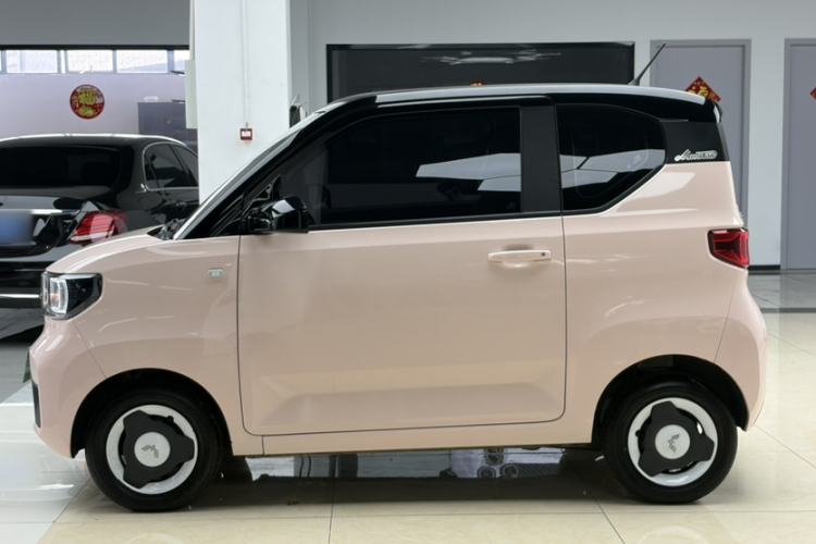 Used Wuling Hongguang MINIEV 2022 Macaron Premium Model – Lithium Iron Phosphate Exterior 3