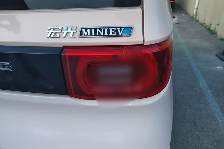 Used Wuling Hongguang MINIEV 2022 Macaron Premium Model – Lithium Ternary Battery Exterior 3