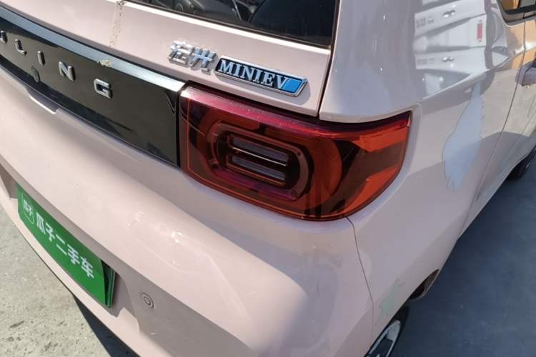 Used Wuling Hongguang MINIEV 2022 Macaron Premium Model – Lithium Iron Phosphate Exterior 3