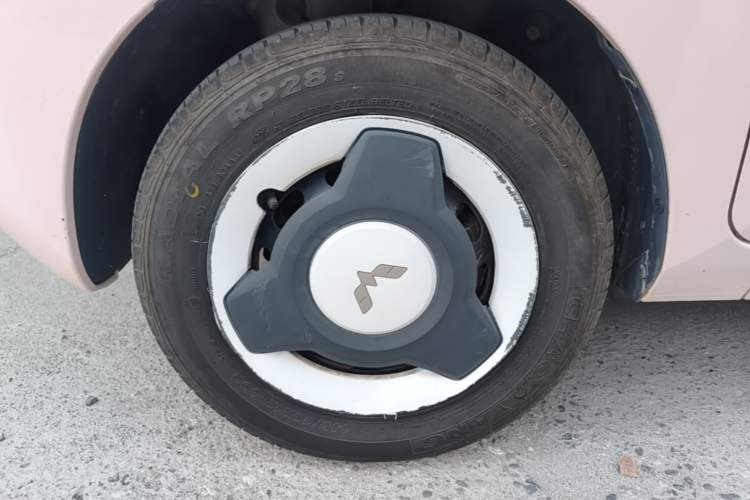 Used Wuling Hongguang MINIEV 2022 Macaron Fashion Model Lithium Iron Phosphate Exterior 4