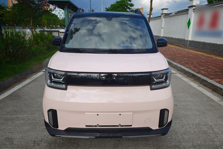 Used Wuling Hongguang MINIEV 2022 GAMEBOY 300km Enthusiast Model with Lithium Iron Phosphate Exterior 4