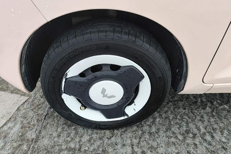 Used Wuling Hongguang MINIEV 2022 Macaron Premium Model – Lithium Iron Phosphate Exterior 4