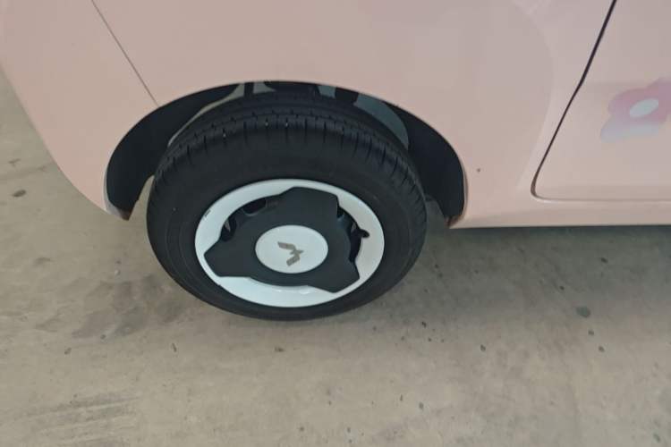Used Wuling Hongguang MINIEV 2022 Macaron Premium Model – Lithium Iron Phosphate Exterior 5