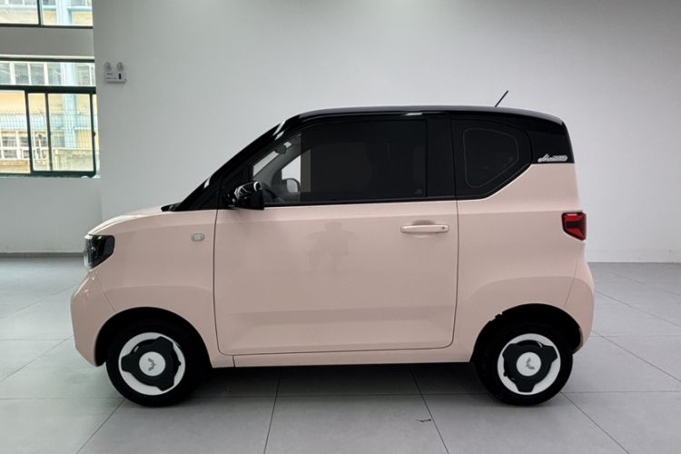 Used Wuling Hongguang MINIEV 2022 Macaron Premium Model – Lithium Iron Phosphate Exterior 5