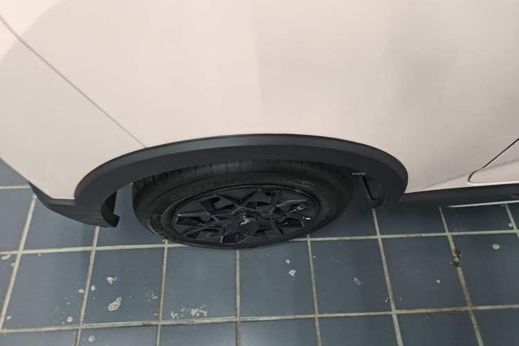 Used Wuling Hongguang MINIEV 2022 GAMEBOY 200km Gaming Edition with Lithium Iron Phosphate Exterior 5