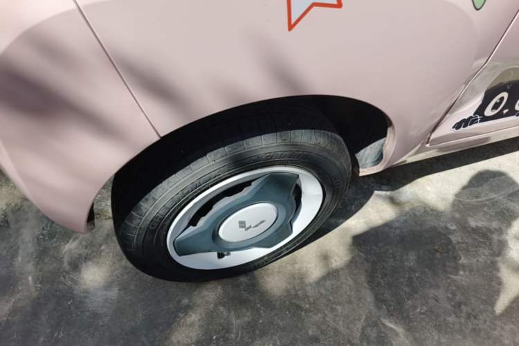 Used Wuling Hongguang MINIEV 2022 Macaron Premium Model – Lithium Iron Phosphate Exterior 5