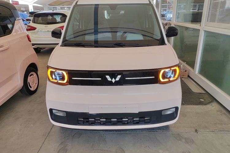 Used Wuling Hongguang MINIEV 2022 Macaron Fashion Model Lithium Iron Phosphate Front