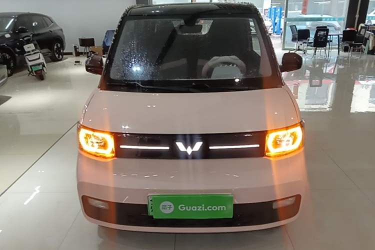 Used Wuling Hongguang MINIEV 2022 Macaron Premium Model – Lithium Iron Phosphate Front