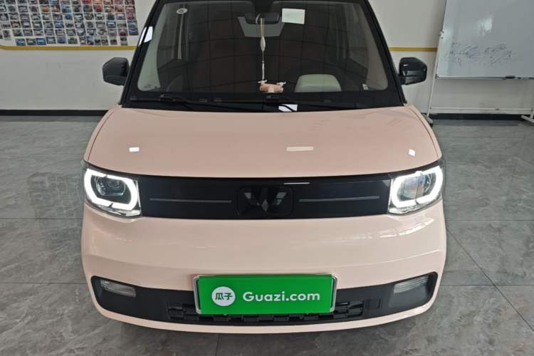 Used Wuling Hongguang MINIEV 2022 Macaron Fashion Model Lithium Iron Phosphate Front