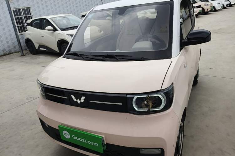 Used Wuling Hongguang MINIEV 2022 Macaron Fashion Model Lithium Iron Phosphate Front