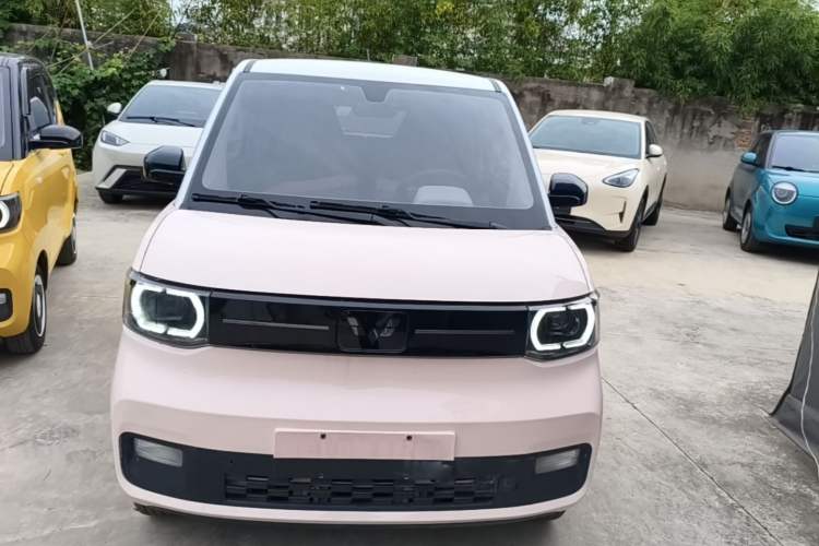 Used Wuling Hongguang MINIEV 2022 Macaron Premium Model – Lithium Iron Phosphate Front