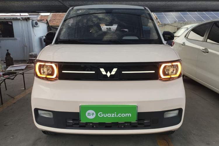 Used Wuling Hongguang MINIEV 2022 Macaron Fashion Model Lithium Iron Phosphate Front