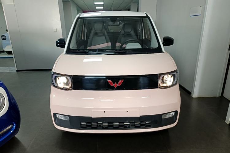 Used Wuling Hongguang MINIEV 2022 Macaron Fashion Model Lithium Iron Phosphate Front