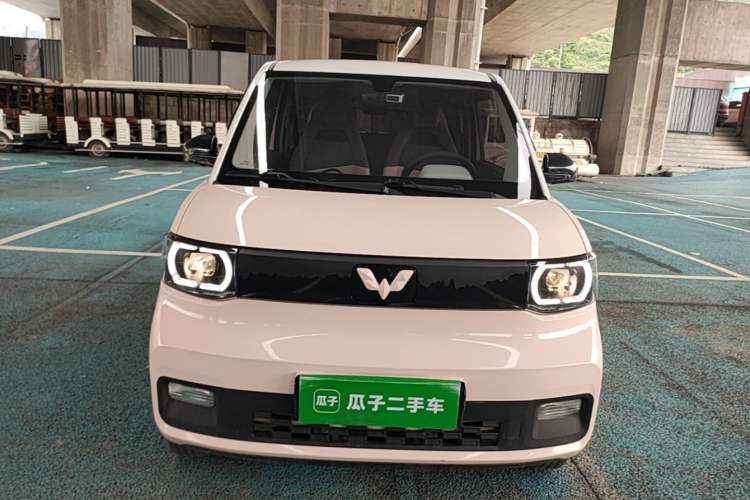 Used Wuling Hongguang MINIEV 2022 Macaron Fashion Model Lithium Iron Phosphate Front