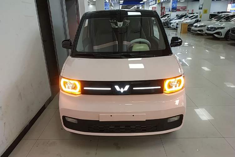 Used Wuling Hongguang MINIEV 2022 Macaron Premium Model – Lithium Iron Phosphate Front