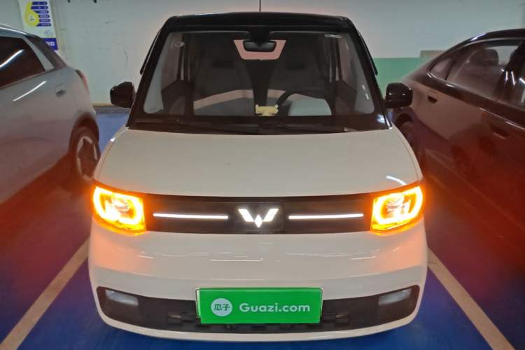 Used Wuling Hongguang MINIEV 2022 Macaron Premium Model – Lithium Ternary Battery Front