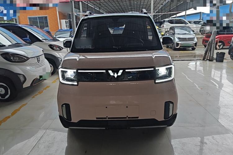 Used Wuling Hongguang MINIEV 2022 GAMEBOY 300km Enthusiast Model with Lithium Iron Phosphate Front