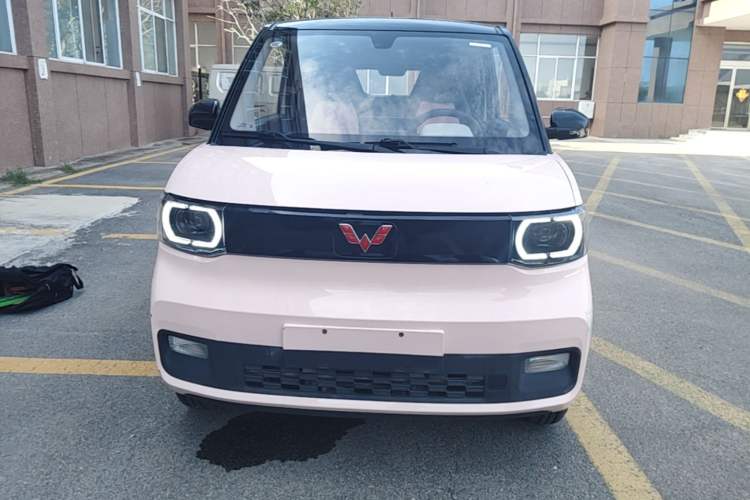Used Wuling Hongguang MINIEV 2022 Macaron Premium Model – Lithium Iron Phosphate Front