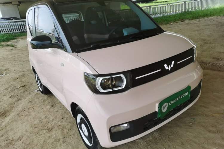 Used Wuling Hongguang MINIEV 2022 Macaron Premium Model – Lithium Ternary Battery Front Right 45 Deg