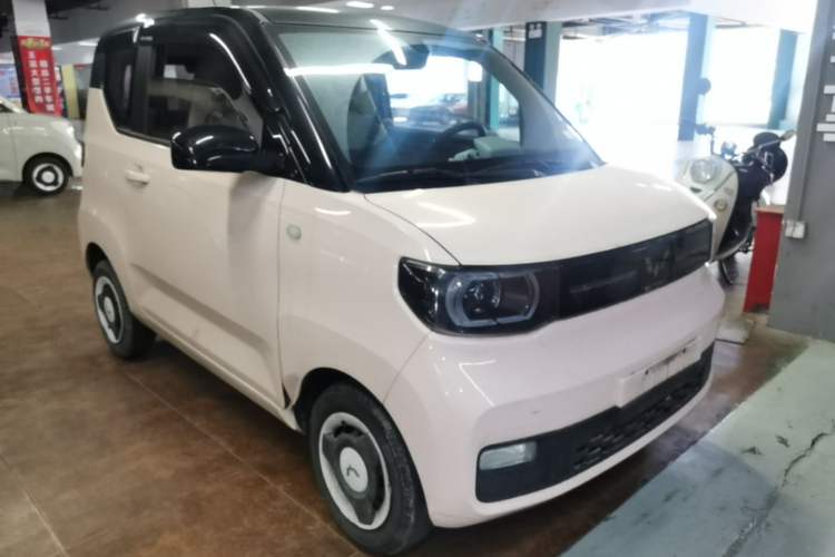 Used Wuling Hongguang MINIEV 2022 Macaron Fashion Edition Lithium-Nickel-Cobalt-Alpha-oxide Front Right 45 Deg