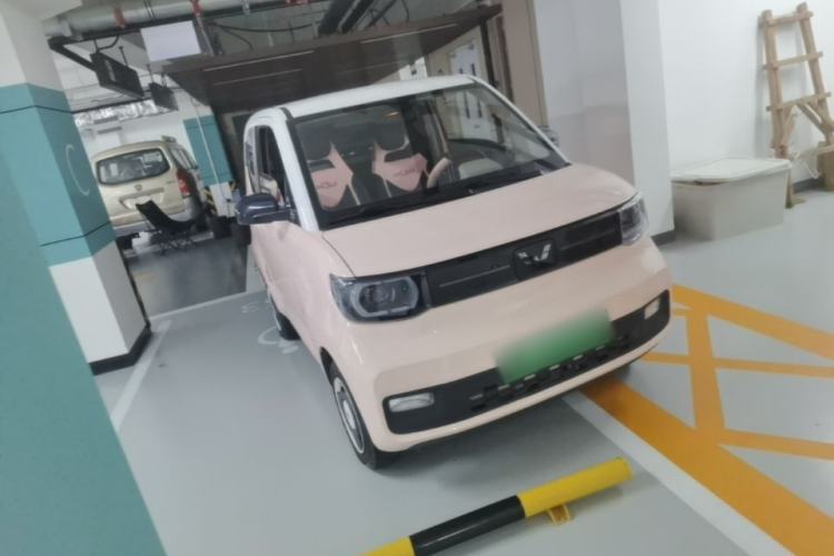 Used Wuling Hongguang MINIEV 2022 Macaron Premium Model – Lithium Ternary Battery Front Right 45 Deg