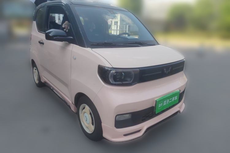 Used Wuling Hongguang MINIEV 2022 Macaron Fashion Model Lithium Iron Phosphate Front Right 45 Deg