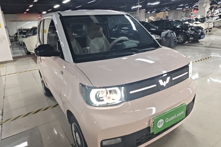 Used Wuling Hongguang MINIEV 2022 Macaron Premium Model – Lithium Iron Phosphate Front Right 45 Deg