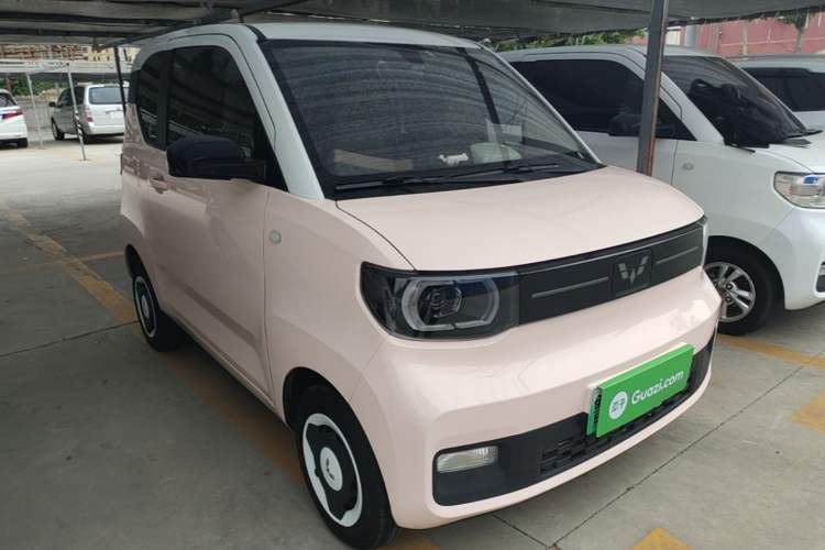 Used Wuling Hongguang MINIEV 2022 Macaron Premium Model – Lithium Iron Phosphate Front Right 45 Deg
