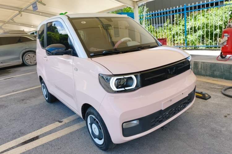 Used Wuling Hongguang MINIEV 2022 Macaron Premium Model – Lithium Iron Phosphate Front Right 45 Deg