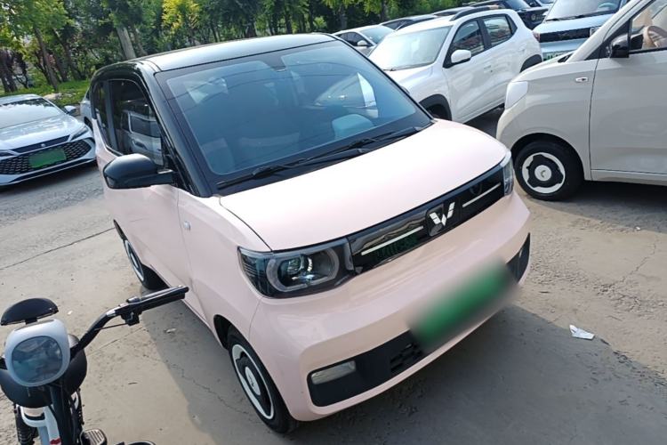 Used Wuling Hongguang MINIEV 2022 Macaron Fashion Model Lithium Iron Phosphate Front Right 45 Deg