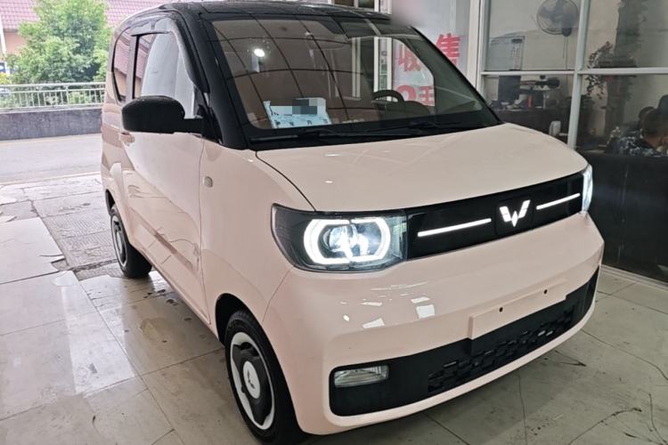 Used Wuling Hongguang MINIEV 2022 Macaron Fashion Model Lithium Iron Phosphate Front Right 45 Deg