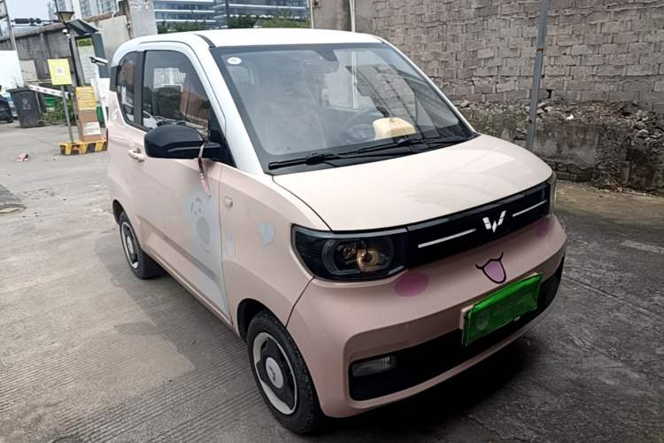 Used Wuling Hongguang MINIEV 2022 Macaron Premium Model – Lithium Iron Phosphate Front Right 45 Deg