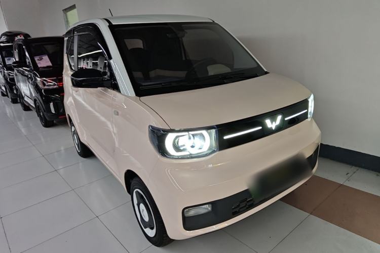 Used Wuling Hongguang MINIEV 2022 Macaron Premium Model – Lithium Iron Phosphate Front Right 45 Deg