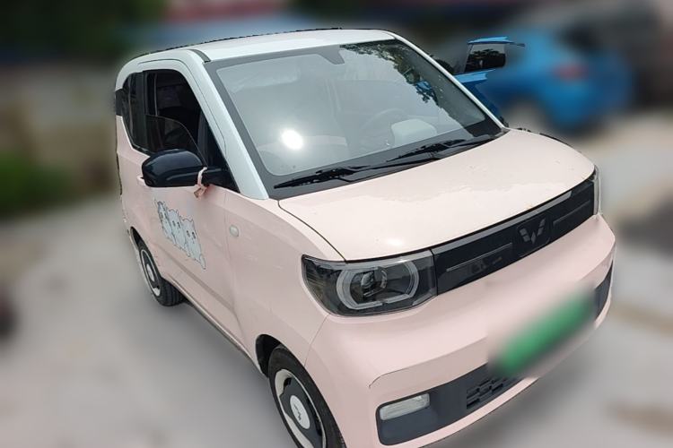 Used Wuling Hongguang MINIEV 2022 Macaron Fashion Model Lithium Iron Phosphate Front Right 45 Deg