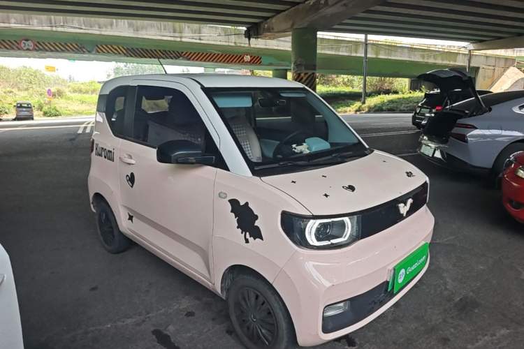 Used Wuling Hongguang MINIEV 2022 Macaron Fashion Model Lithium Iron Phosphate Front Right 45 Deg