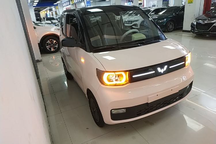 Used Wuling Hongguang MINIEV 2022 Macaron Premium Model – Lithium Iron Phosphate Front Right 45 Deg