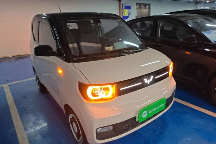 Used Wuling Hongguang MINIEV 2022 Macaron Premium Model – Lithium Ternary Battery Front Right 45 Deg
