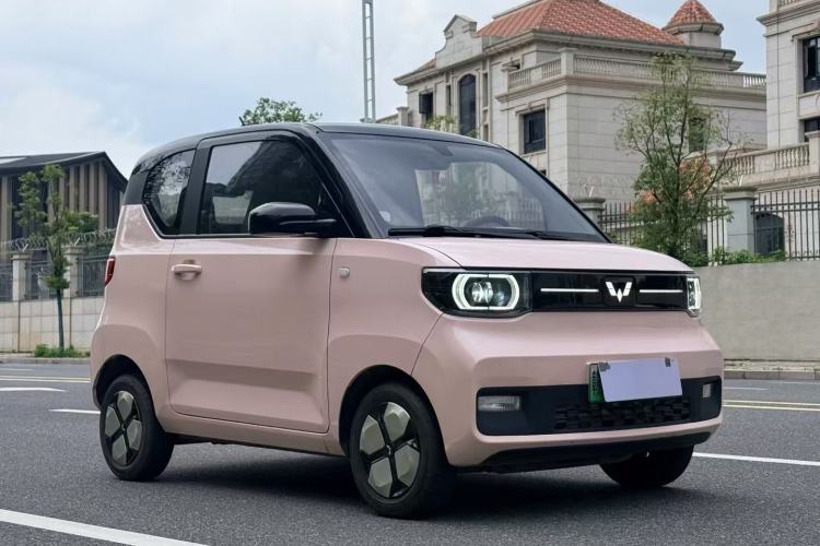 Used Wuling Hongguang MINIEV 2022 Macaron Premium Model – Lithium Iron Phosphate Front Right 45 Deg
