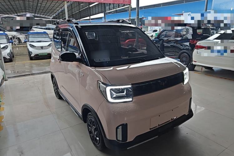 Used Wuling Hongguang MINIEV 2022 GAMEBOY 300km Enthusiast Model with Lithium Iron Phosphate Front Right 45 Deg