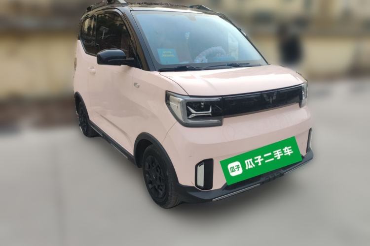 Used Wuling Hongguang MINIEV 2022 GAMEBOY 200km Gaming Edition with Lithium Iron Phosphate Front Right 45 Deg