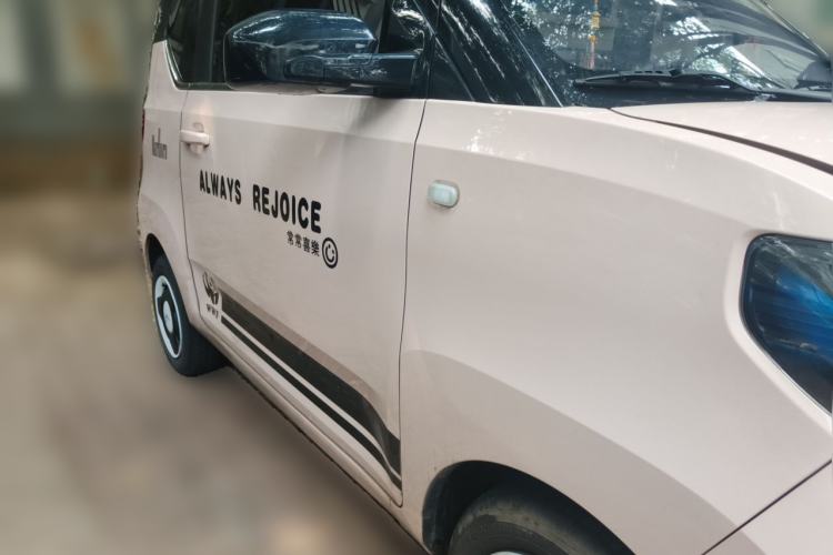 Used Wuling Hongguang MINIEV 2022 Macaron Premium Model – Lithium Iron Phosphate Front Right 45 Deg