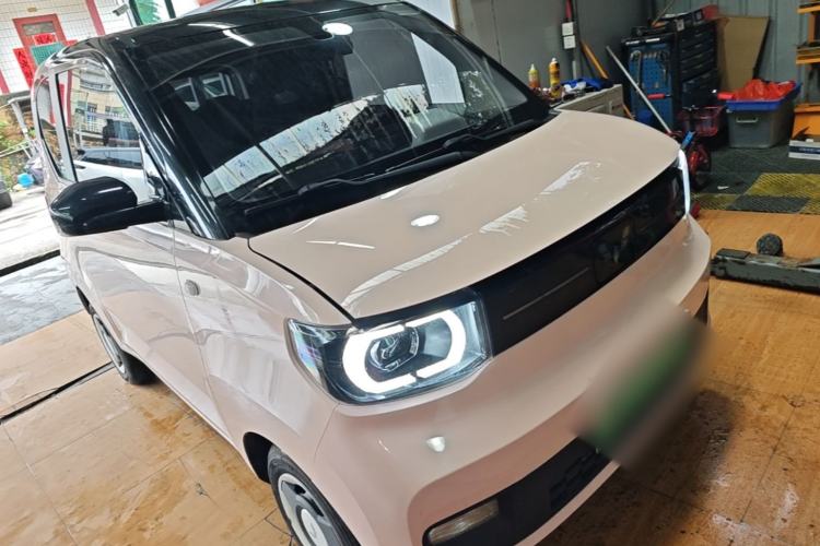 Used Wuling Hongguang MINIEV 2022 Macaron Premium Model – Lithium Ternary Battery Front Right 45 Deg