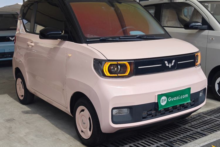 Used Wuling Hongguang MINIEV 2022 Macaron Premium Model – Lithium Iron Phosphate Front Right 45 Deg