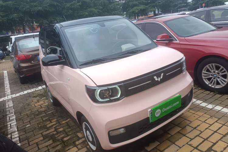 Used Wuling Hongguang MINIEV 2022 Macaron Premium Model – Lithium Iron Phosphate Front Right 45 Deg
