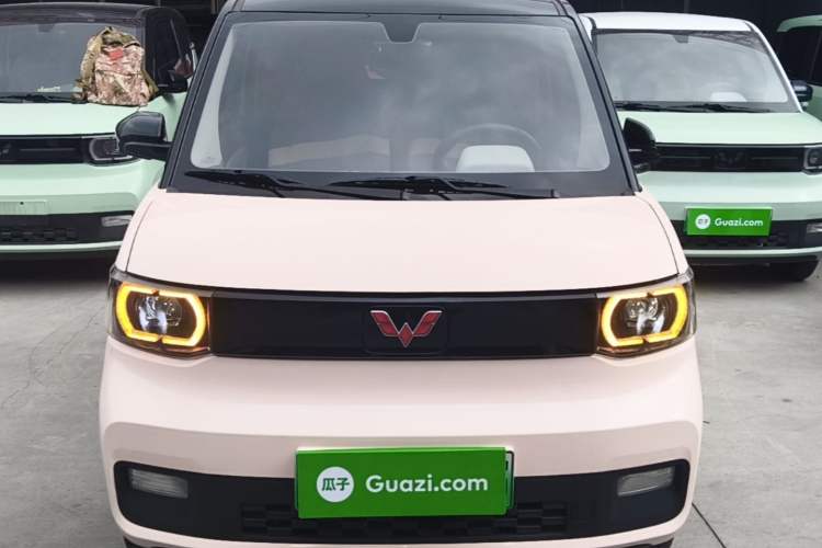 Used Wuling Hongguang MINIEV 2022 Macaron Fashion Model Lithium Iron Phosphate Front