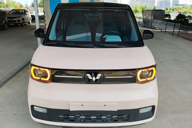 Used Wuling Hongguang MINIEV 2022 Macaron Premium Model – Lithium Iron Phosphate Front