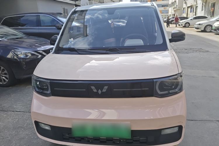 Used Wuling Hongguang MINIEV 2022 Macaron Fashion Model Lithium Iron Phosphate Front
