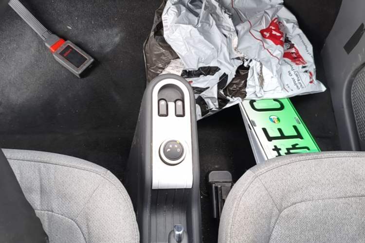 Used Wuling Hongguang MINIEV 2022 Macaron Premium Model – Lithium Iron Phosphate Gear Lever