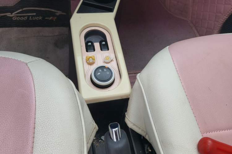Used Wuling Hongguang MINIEV 2022 Macaron Premium Model – Lithium Iron Phosphate Gear Lever