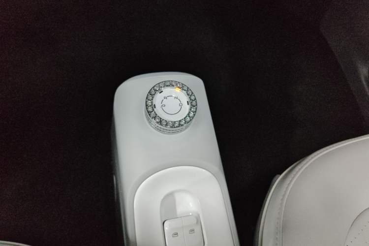 Used Wuling Hongguang MINIEV 2022 Convertible Model Gear Lever